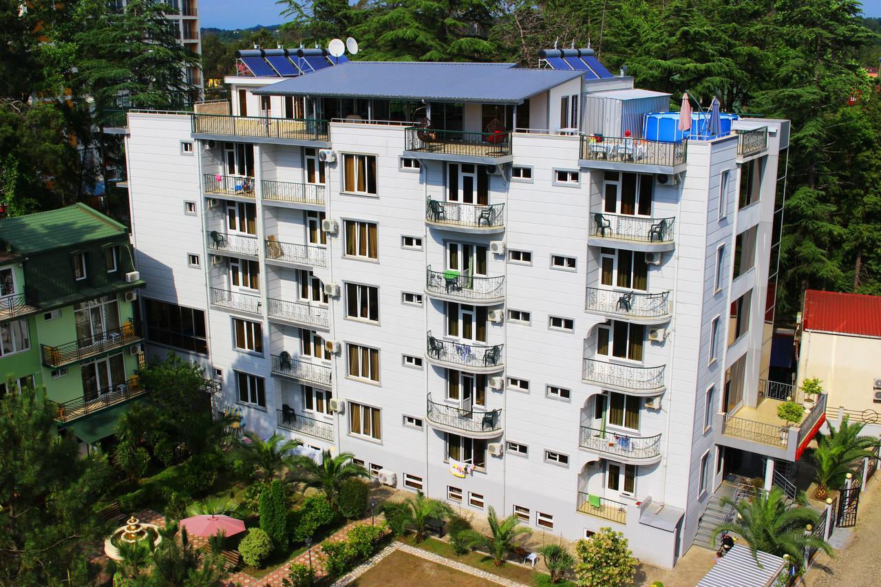 Golden Fleece Hotel يوريكي المظهر الخارجي الصورة